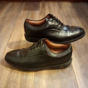 FJ ICONs FootJoy Golf Cleats.Black Leather Mens Size 11M